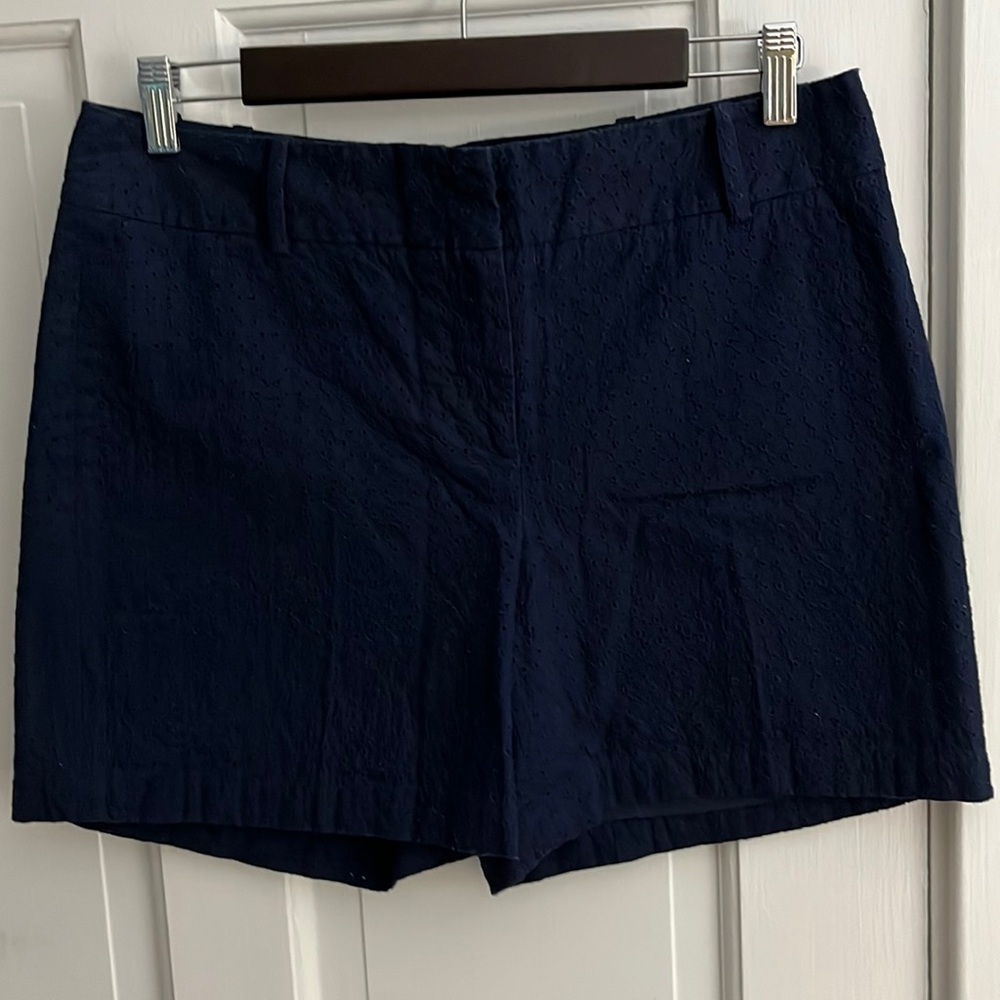 Talbots 100% Cotton Fully Lined Navy Blue Eyelet Chino short size 8